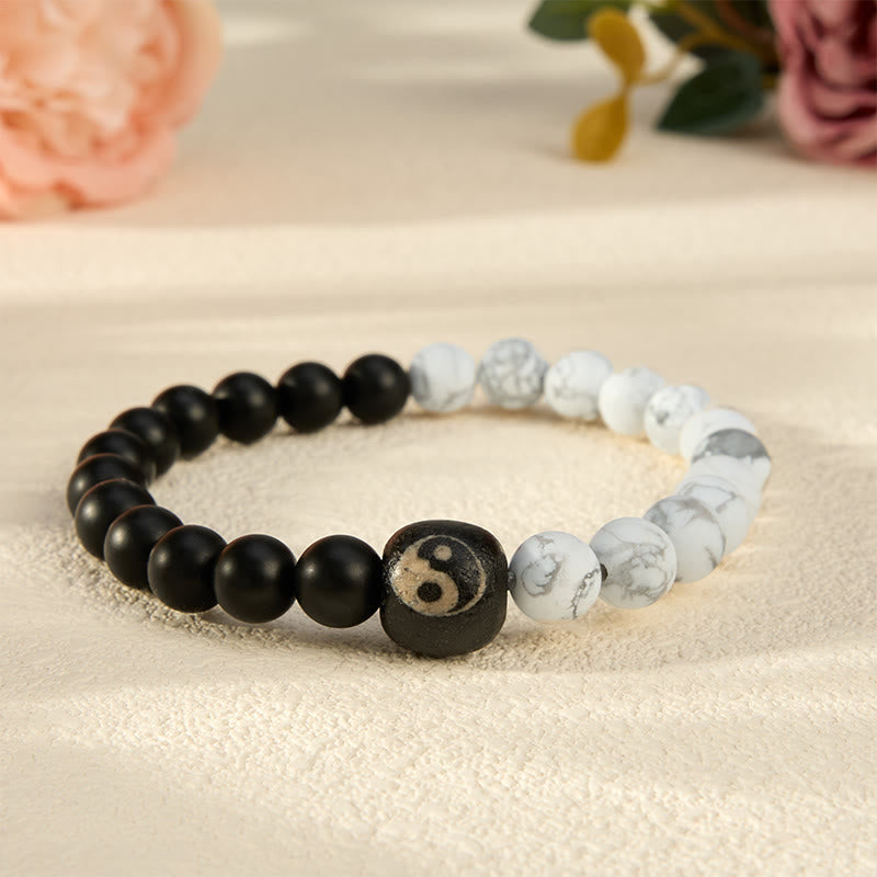 Buddha Stones Bracelet rond Yin Yang en onyx noir et turquoise blanche, orné de perles rondes. - Onyx noir et turquoise blanche - 5,9–6,3 pouces (15–16 cm) - image 0