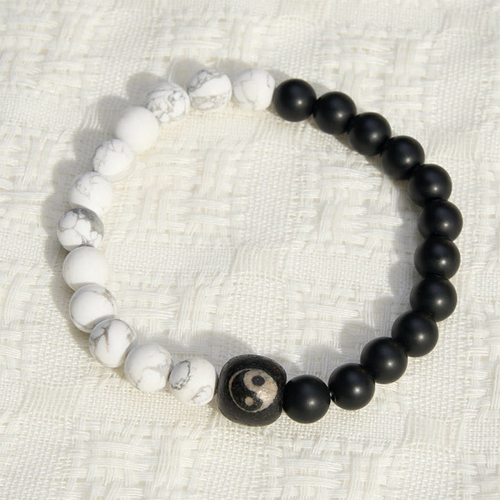 Buddha Stones Bracelet rond Yin Yang en onyx noir et turquoise blanche, orné de perles rondes. - image 1