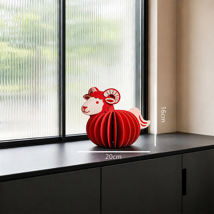 Buddha Stones Décoration de table mignonne en feutrine rouge représentant un mouton, symbole de prospérité et de l'année de la Chèvre (zodiaque chinois). - Année de la Chèvre - Petit format, environ 16 x 20 cm - image 1