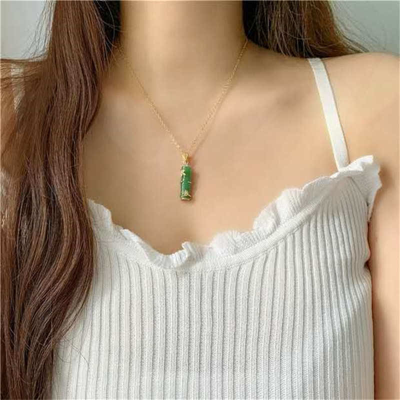 Collier pendentif protection chanceuse en bambou et jade blanc et jade cyan Buddha Stones