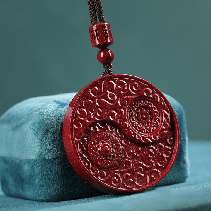 Collier pendentif en Buddha Stones Cinabre Yin Yang pour éloigner les mauvais esprits - Cinabre (Calme ♥ Concentration) - image 1