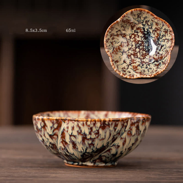Tasse à thé en céramique à motif de fleurs de pêcher avec Buddha Stones