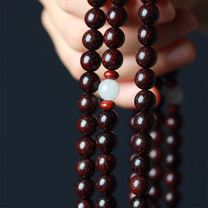 Bracelet Mala Tibétain en Buddha Stones avec Petites Feuilles et Lotus en Bois de Santal Rouge