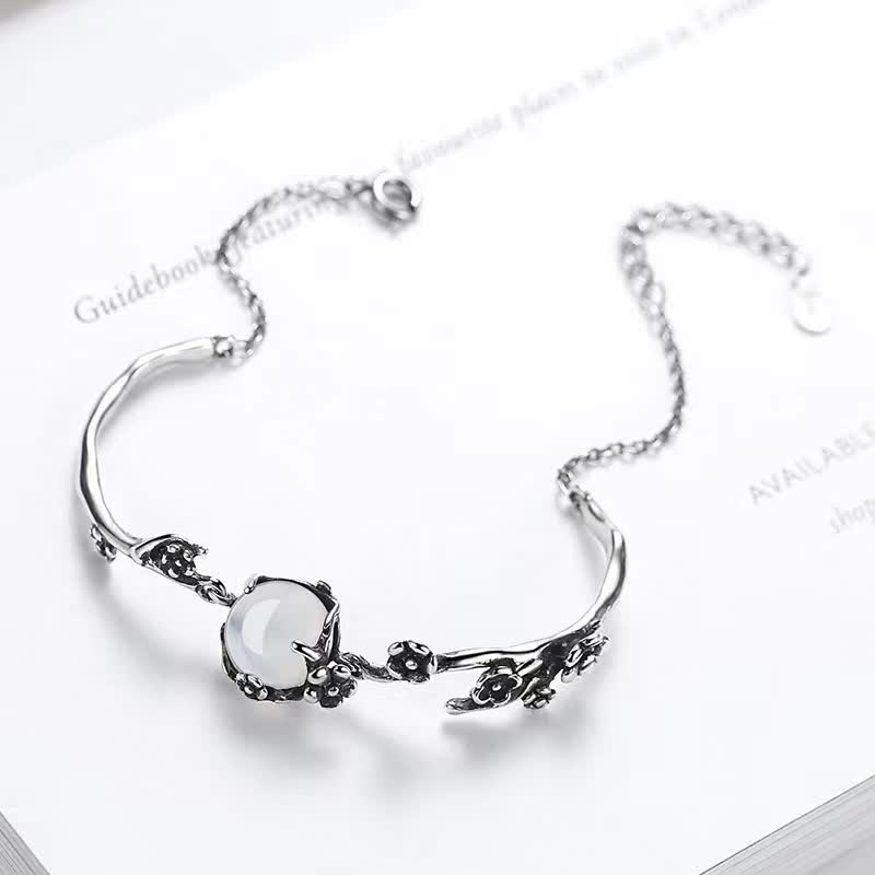 Bracelet positif en calcédoine et fleur de prunier avec Buddha Stones
