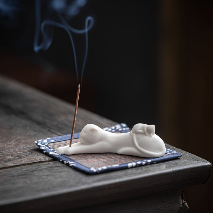 Brûleur d'encens en céramique avec joli chat panda et bénédiction