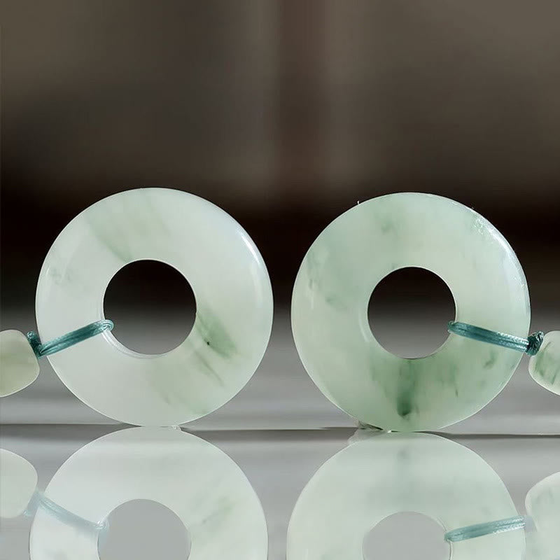 Collier pendentif en jade naturel avec boucle de paix et de prospérité en Buddha Stones