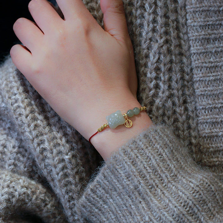 Bracelet en fil rouge de prospérité en jade et Buddha Stones, signe du zodiaque chinois