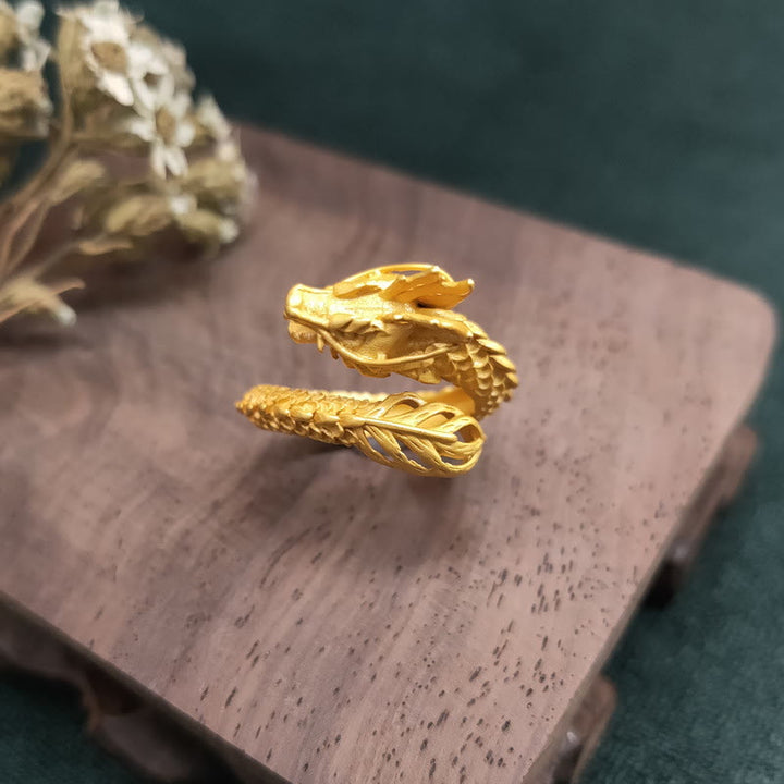 Bague de force et de succès en Buddha Stones avec dragon doré