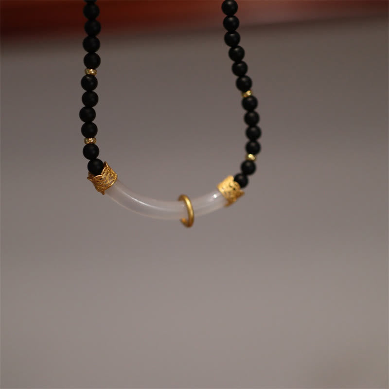 Collier avec pendentif en perles de protection en argent sterling 925 et onyx noir et calcédoine