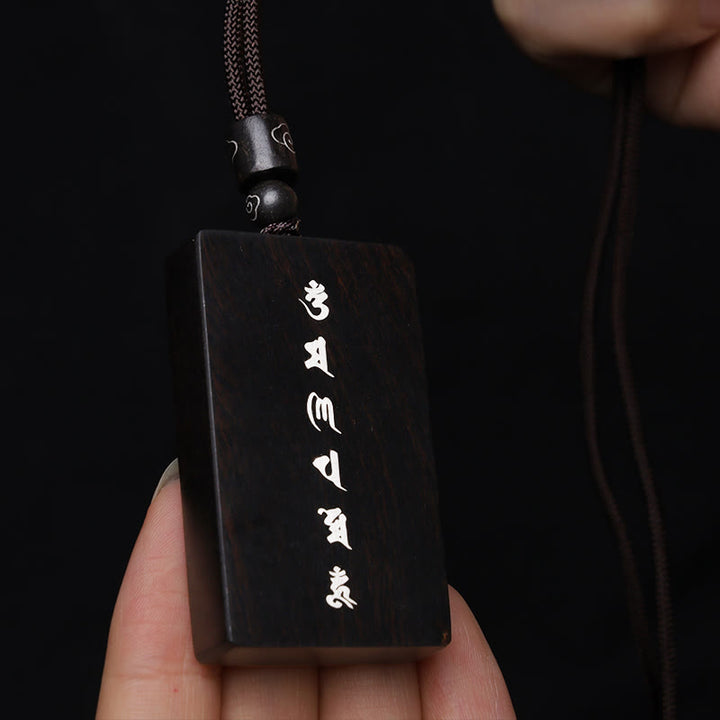 Collier pendentif de protection incrusté de Buddha Stones en argent sterling 999 avec petite feuille de bois de santal rouge et bois d'ébène Om Mani Padme Hum - image 13