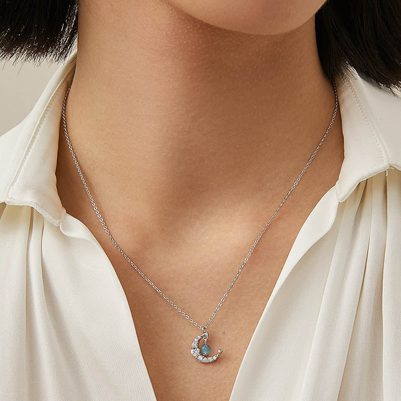 Collier de guérison d'amour en cristal bleu quartz fraise Buddha Stones