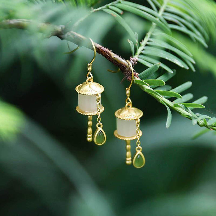 Boucles d'oreilles pendantes en argent sterling 925 et jade avec roue de prière et porte-bonheur Buddha Stones