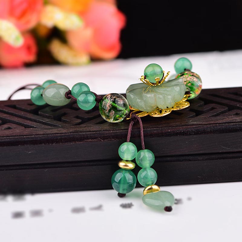 Bracelet porte-bonheur en jade vert naturel Buddha Stones et fleur pendante