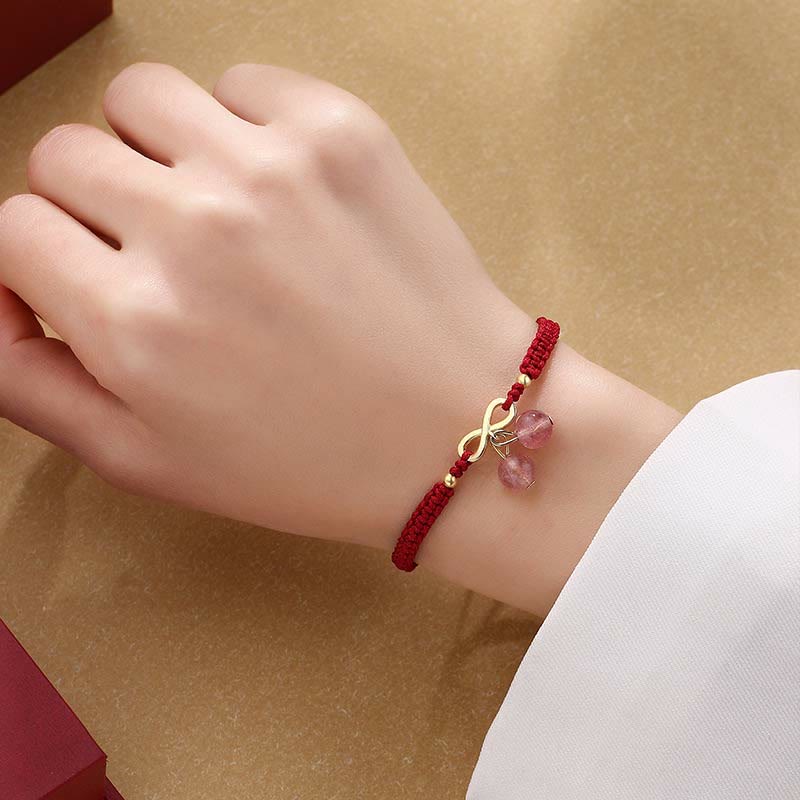 Bracelet tissé en fil rouge avec nœud sans fin en cristal de quartz fraise et Buddha Stones
