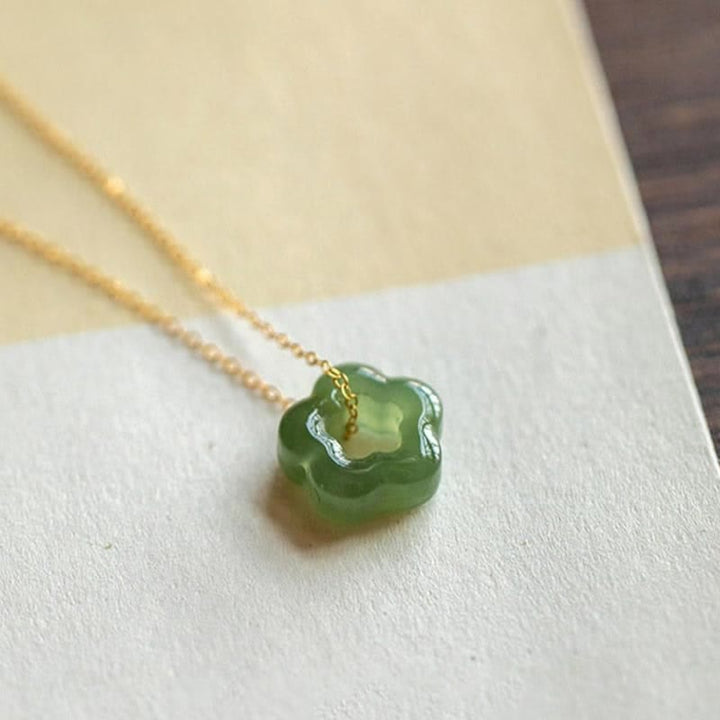 Collier pendentif porte-bonheur en jade cyan Hetian délicat avec Buddha Stones