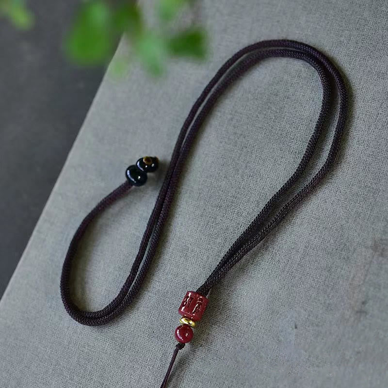 Collier pendentif en cuivre avec boucle de paix et poisson Koi en Buddha Stones
