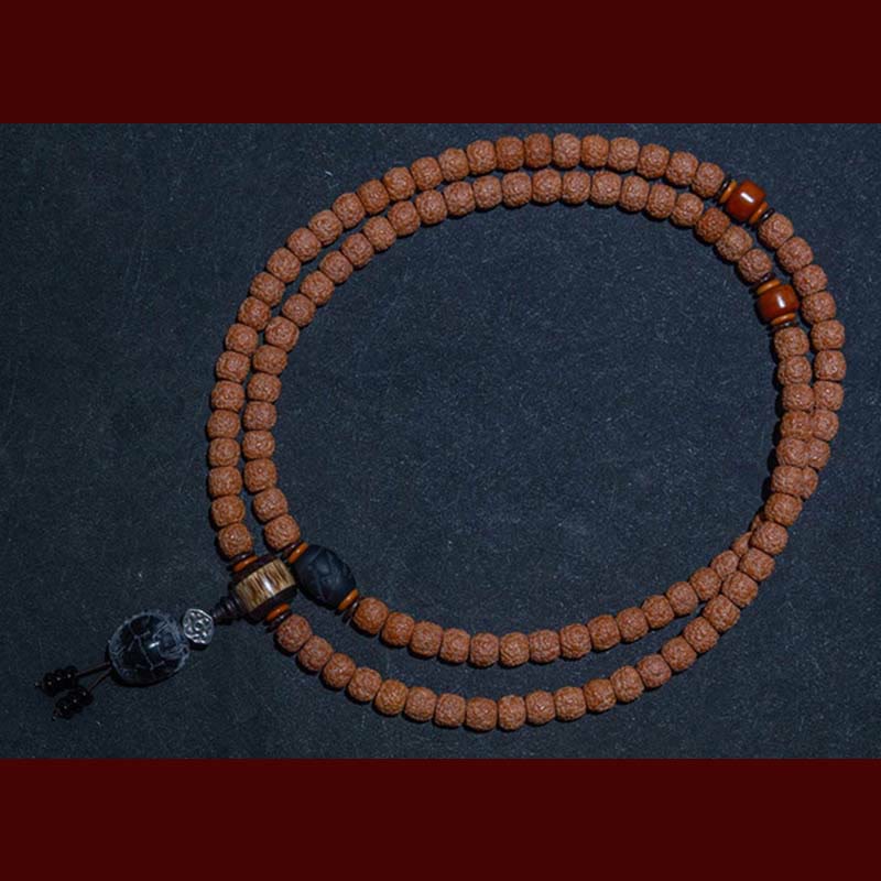 Bracelet tibétain en 108 perles de Mala Rudraksha Bodhi Seed Zodiac chinois Bouddha natal Richesse Charm