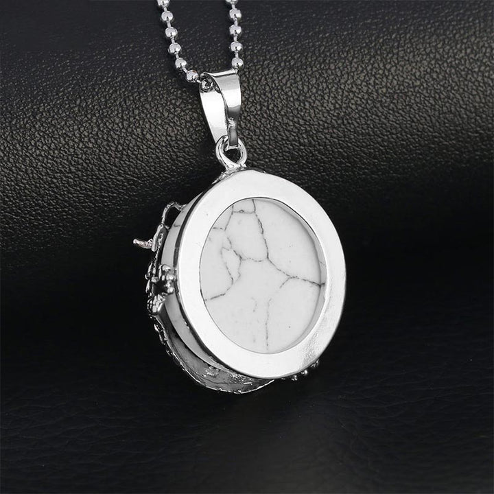 Collier pendentif en cristal de quartz naturel avec énergie de guérison et dragon chinois en Buddha Stones