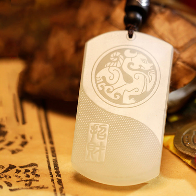Collier pendentif de protection de la chance PiXiu Yin Yang en jade blanc - image 2