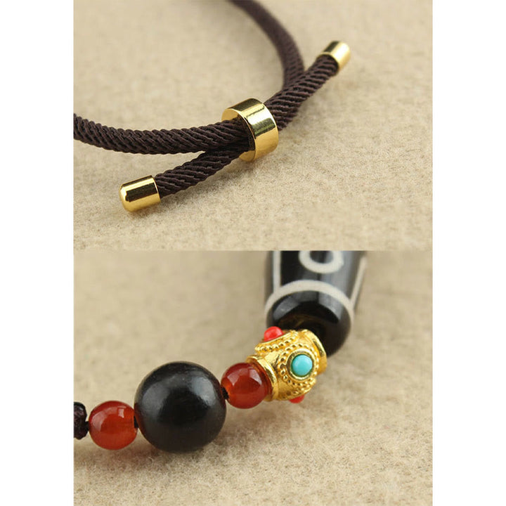 Collier pendentif en corde avec Buddha Stones
