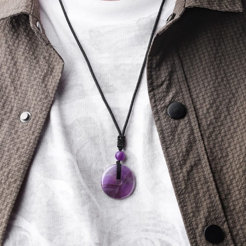 Collier avec pendentif porte-bonheur en Buddha Stones précieuses en cristal de guérison