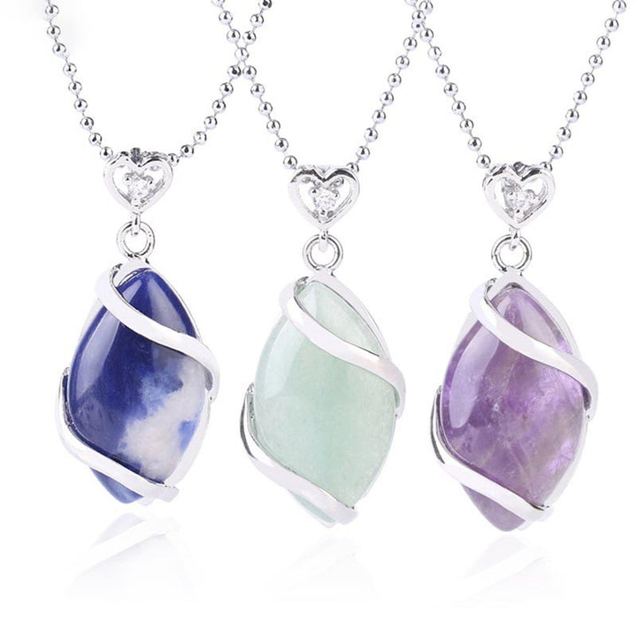 Collier pendentif en pierre de cristal naturel à motif marquise Buddha Stones