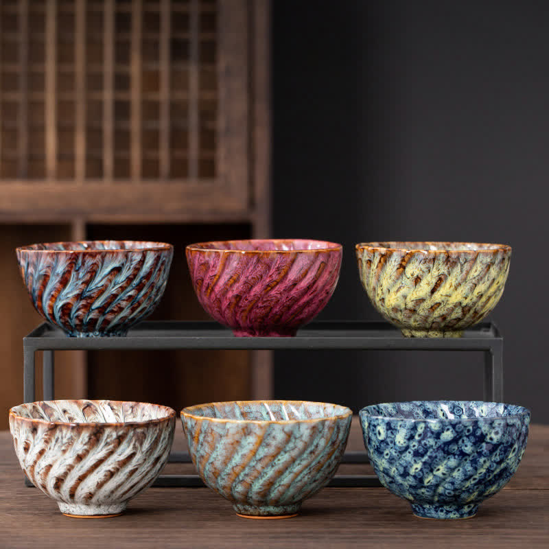 Tasse à thé en céramique à motif de fleurs de pêcher avec Buddha Stones