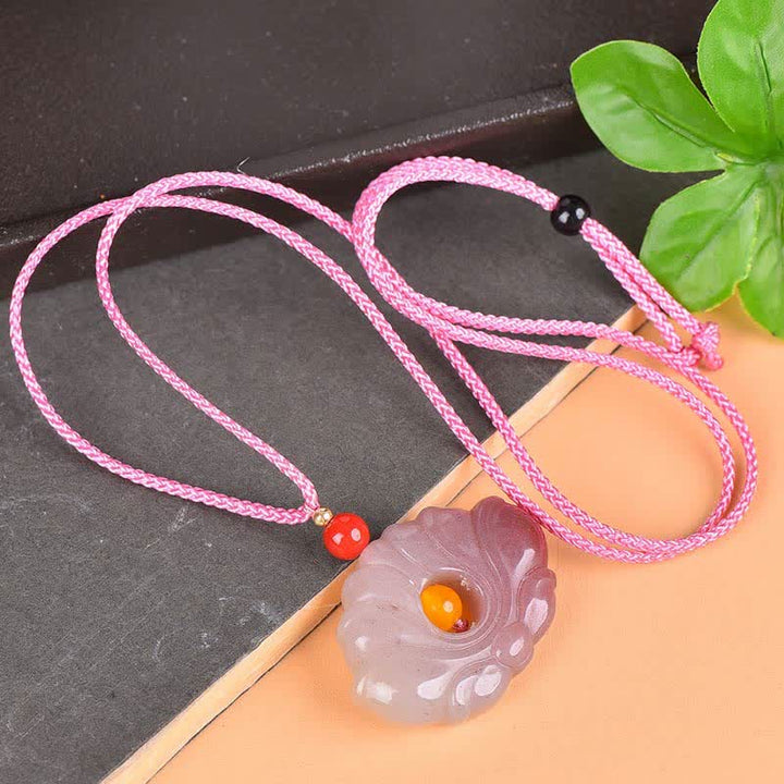 Collier avec pendentif en forme de fleur de lotus en jade de soie rose doré - Jade de soie rose doré - image 2