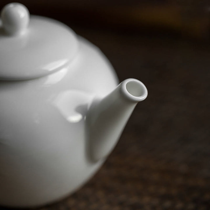 Théière en céramique à motif gravé en bambou et pin blanc