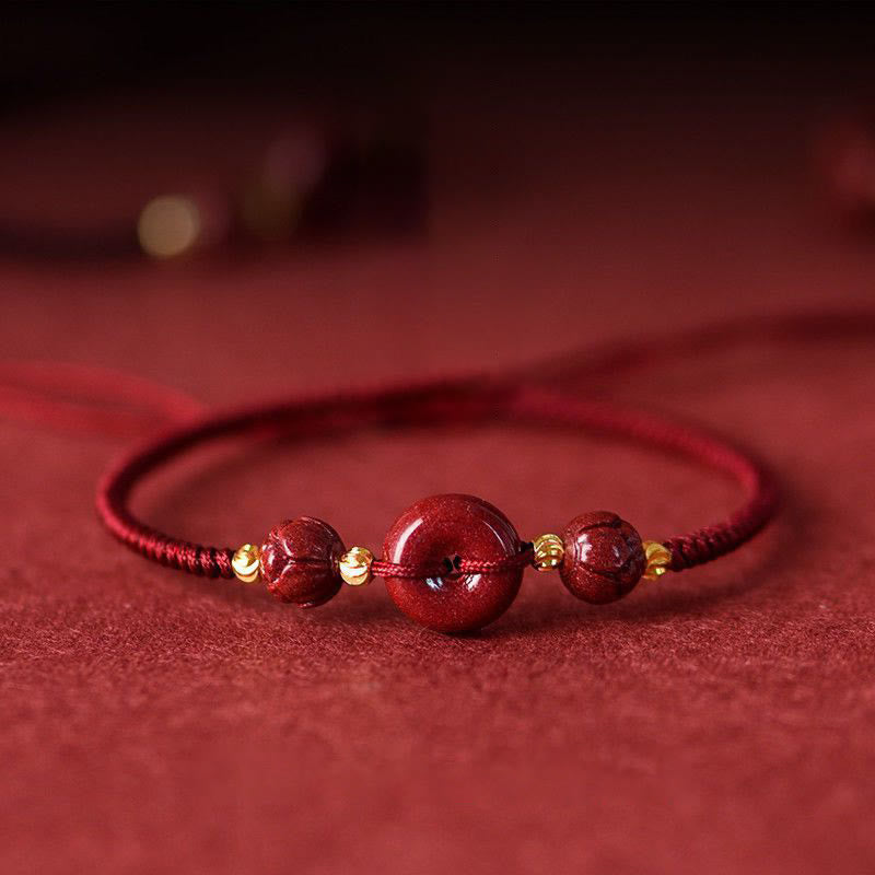 Bracelet tressé avec boucle de paix et bénédiction en Buddha Stones fait à la main en cinabre et lotus - Rouge foncé (tour de poignet 14-18 cm) - image 0
