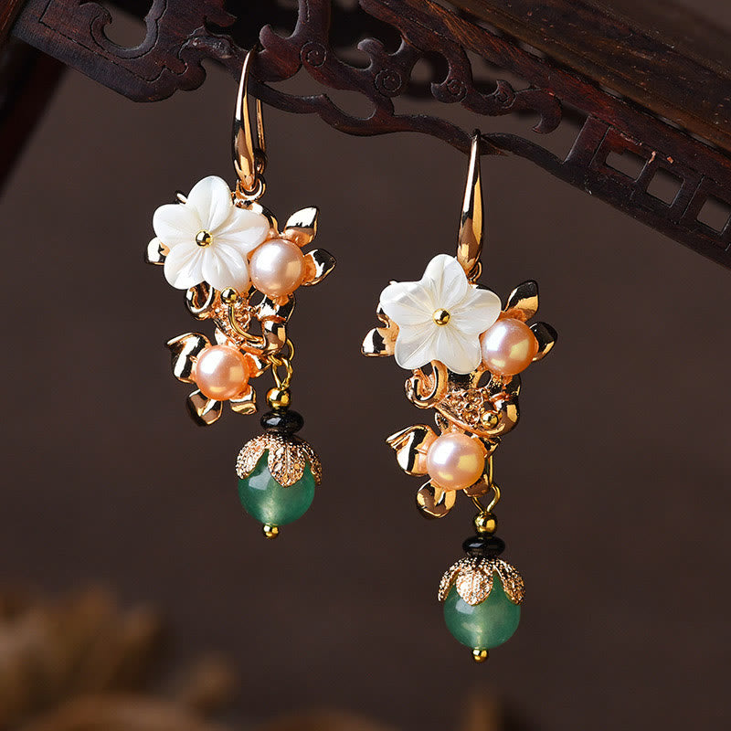 Buddha Stones pendantes en pierre de Tridacna plaquée or 14 carats avec perle en forme de fleur d'aventurine verte - Fleur de pierre Tridacna blanche, perle verte - image 7