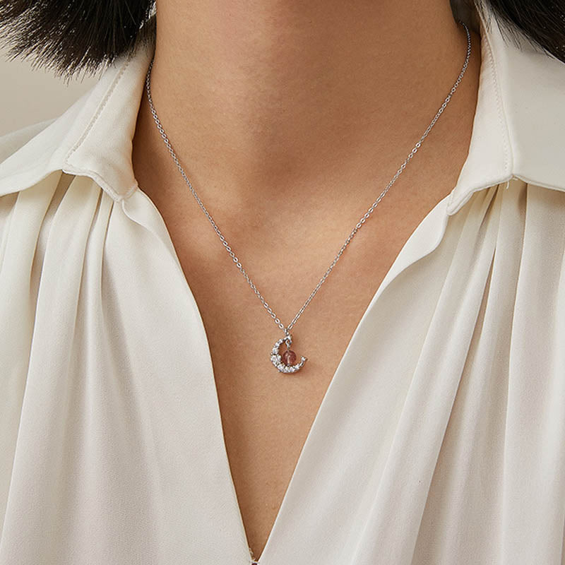 Collier de guérison d'amour en cristal bleu quartz fraise Buddha Stones