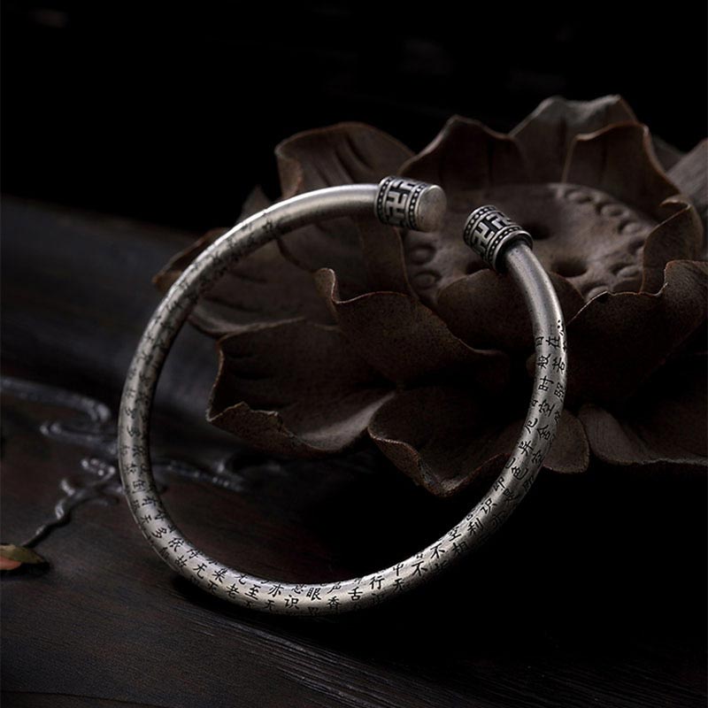 Bracelet porte-bonheur tibétain en cuivre blanc Buddha Stones et Sutra du cœur