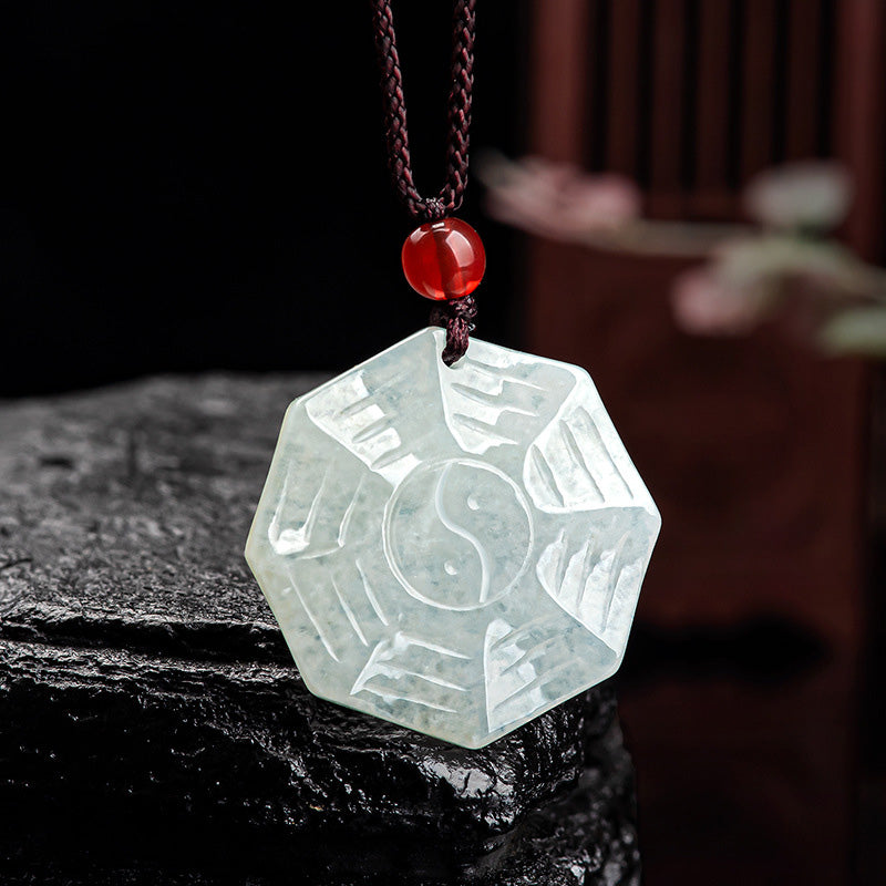 Pendentif collier porte-bonheur en Jade naturel Bagua Yin Yang - Jade (Prospérité ♥ Abondance) - image 1