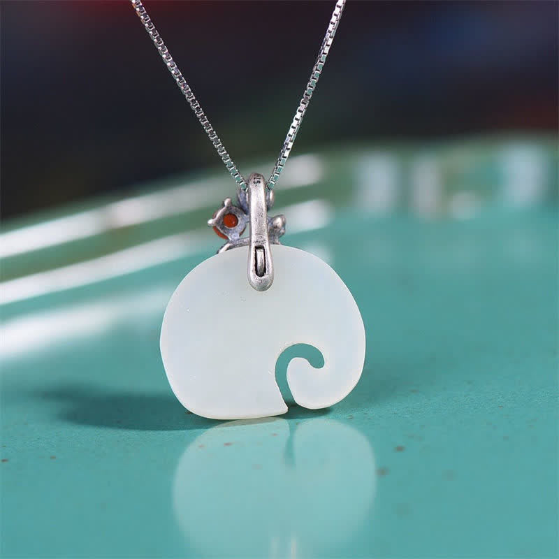 Collier pendentif protection lotus éléphant en jade blanc - image 5