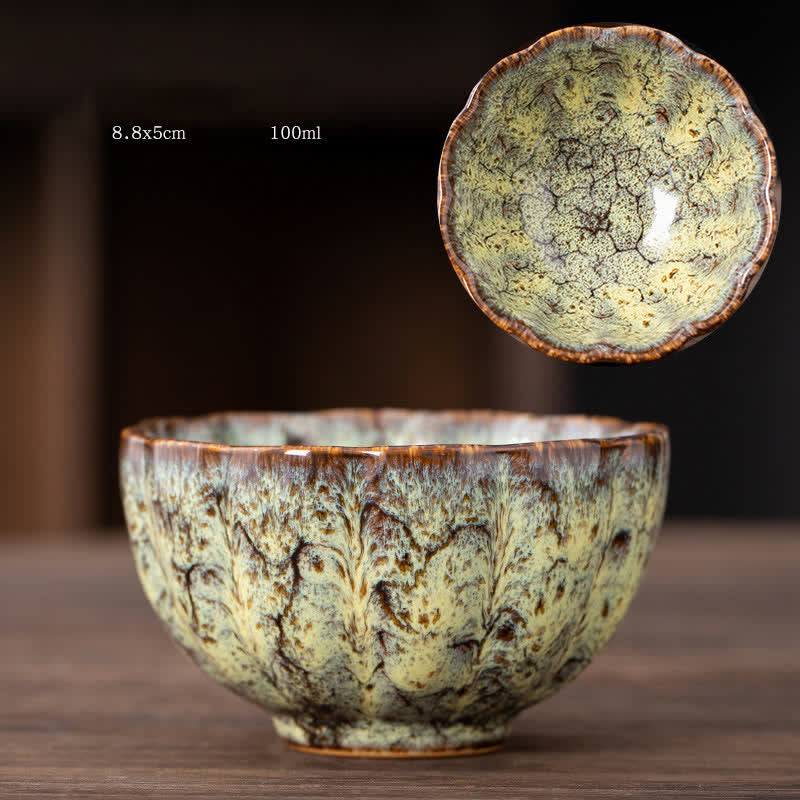 Tasse à thé en céramique à motif de fleurs de pêcher avec Buddha Stones