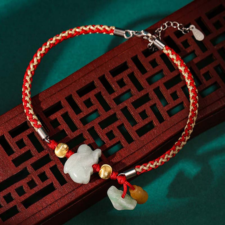 Bracelet de cheville en fil rouge avec Buddha Stones et signe du zodiaque chinois