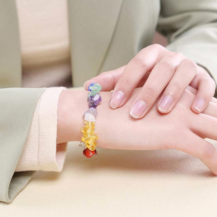 Bracelet apaisant et chaleureux en pierre de cristal de forme irrégulière naturelle - image 57