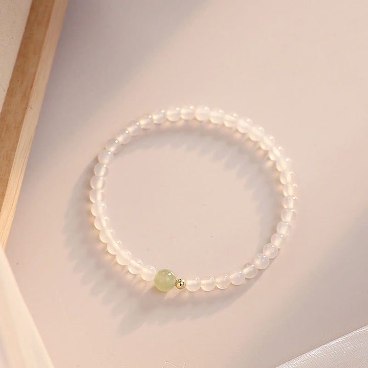 Bracelet de protection porte-bonheur en agate blanche naturelle et jade de Buddha Stones