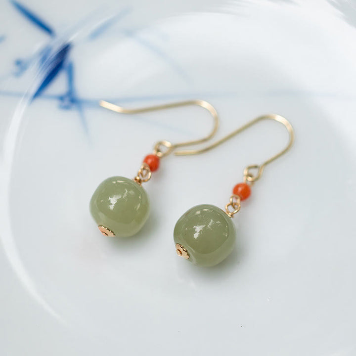 Boucles d'oreilles pendantes porte-bonheur en jade rouge Hetian plaqué or 14 carats et argent sterling 925 avec Buddha Stones - image 2