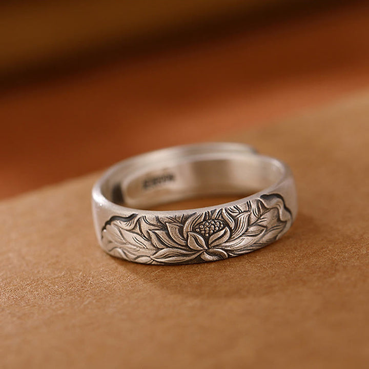 Buddha Stones d'illumination gravée en argent sterling 999 avec fleur de lotus et fleur de prunier et nuages de bon augure