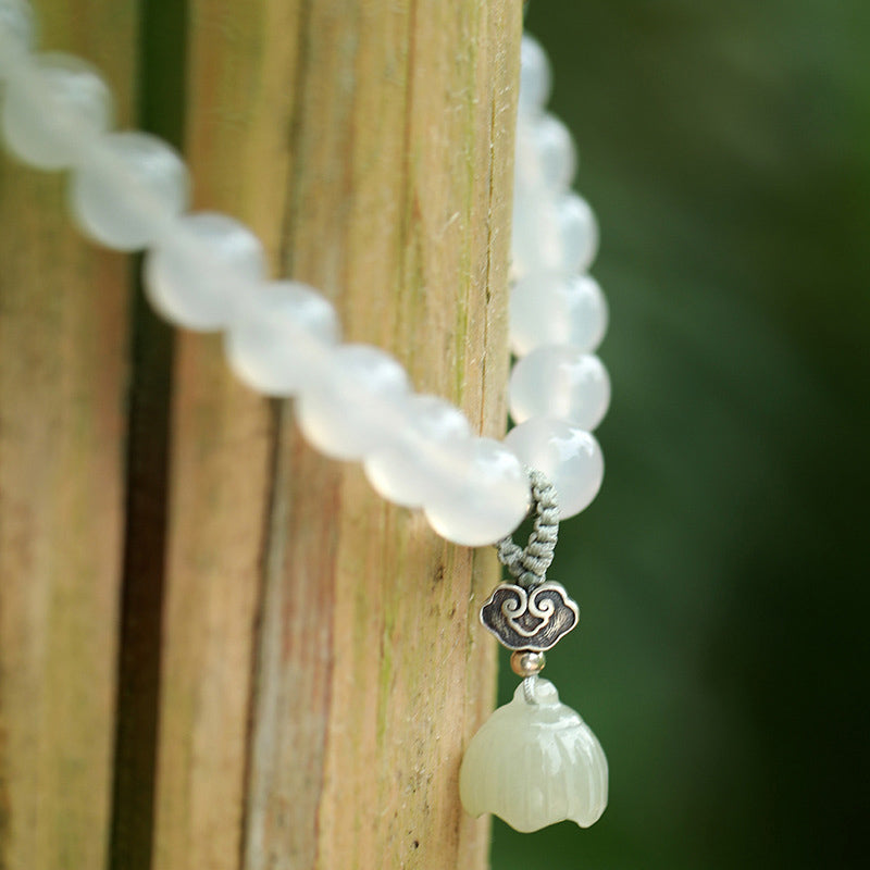 Bracelet de protection lotus en agate blanche et jade