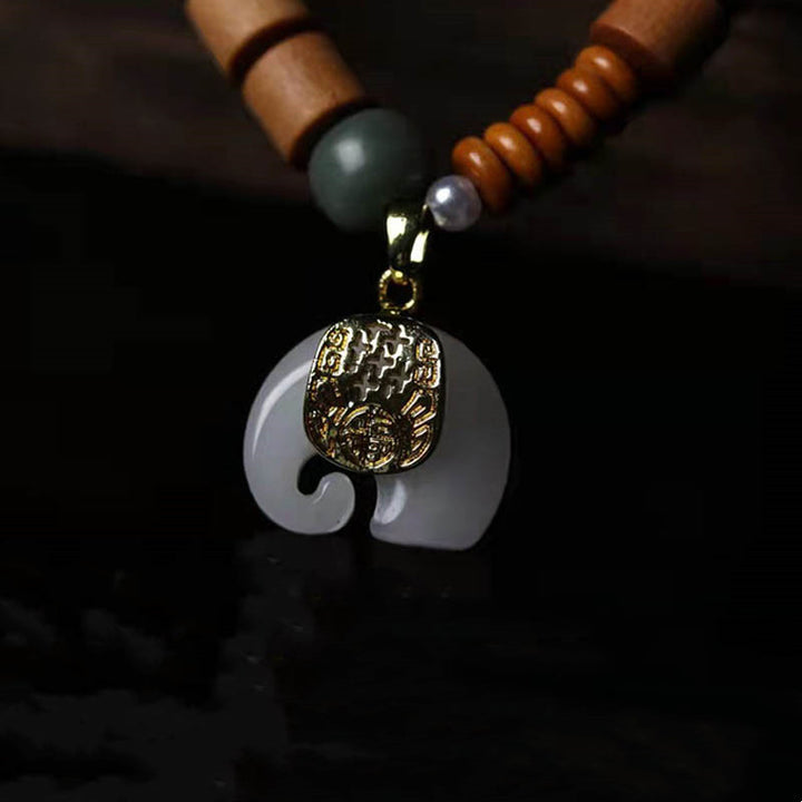Bracelet de protection éléphant en jade et bois de santal