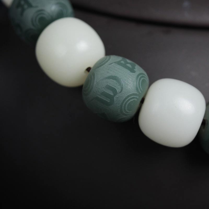 Bracelet de protection Bodhi Six Vrais Mots en Buddha Stones Blanc