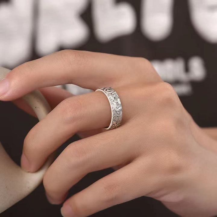 Bague porte-bonheur vintage avec Buddha Stones et motif de nuages propices