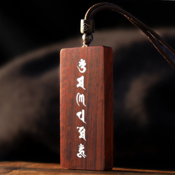Collier pendentif de protection incrusté de Buddha Stones en argent sterling 999 avec petite feuille de bois de santal rouge et bois d'ébène Om Mani Padme Hum - image 5