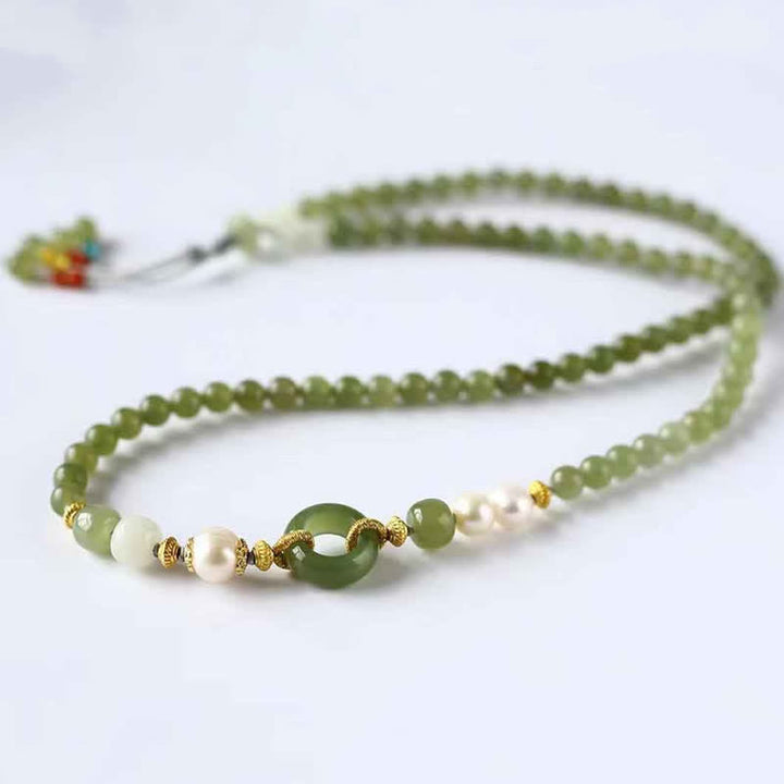 Bracelet en perles de jade Hetian et Buddha Stones avec boucle de paix, porte-bonheur et richesse