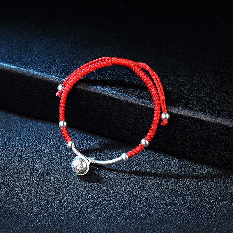 Bracelet Feng Shui porte-bonheur avec clochette rouge et Buddha Stones