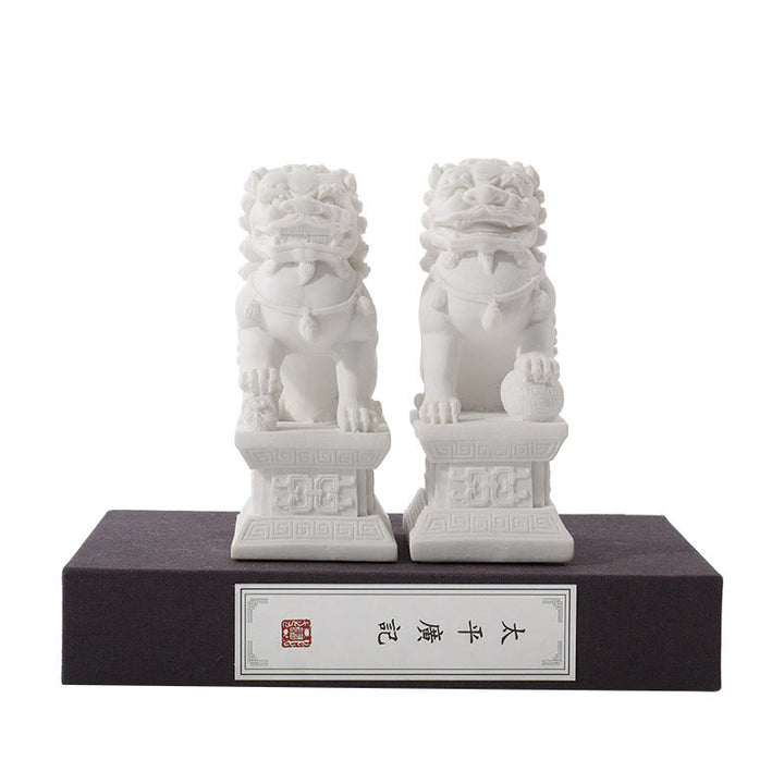 Lot de 2 statues de lion en résine pour décoration de maison ou de bureau - Une paire de lions blancs - image 3