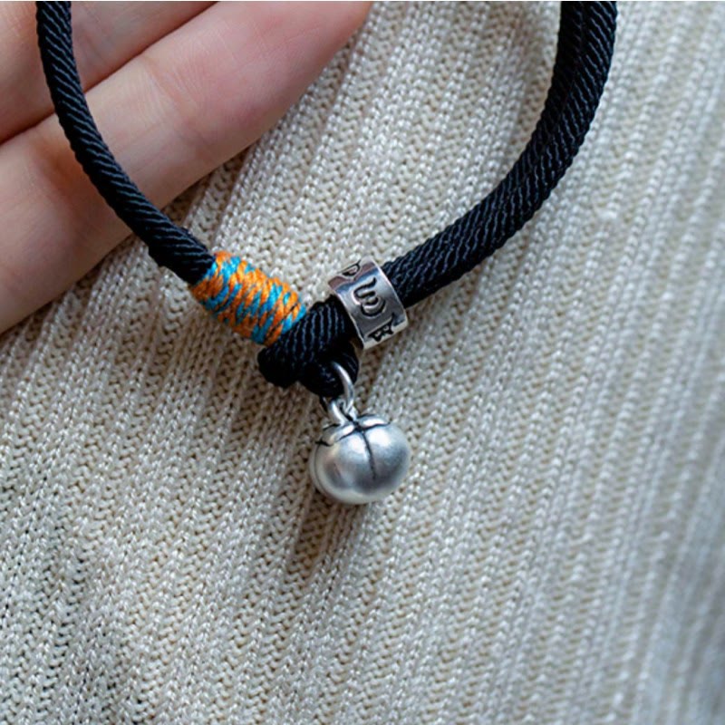 Buddha Stones tressé en argent sterling 925 tibétain fait à la main avec breloque kaki Om Mani Padme Hum et protection de la chance